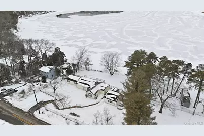 63 Lakeside Trail, Ridge, NY 11961 - Photo 40