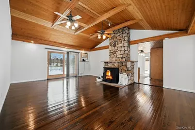 63 Lakeside Trail, Ridge, NY 11961 - Photo 6