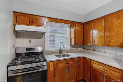 30-19 Bessemund Avenue, Far Rockaway, NY 11691 - Photo 20