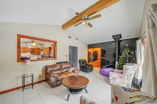 71 Oak Ave, Shirley, NY 11967 - Photo 4