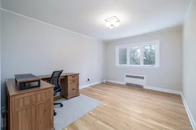 105 Reeve Road, Rockville Centre, NY 11570 - Photo 18