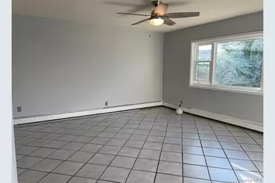 17 Roosevelt Place, Island Park, NY 11558 - Photo 8