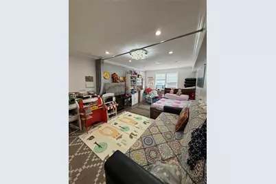 4240 Bowne Street #5C, Flushing, NY 11355 - Photo 2