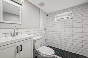 104-15 202nd St, Hollis, NY 11412 - Photo 36