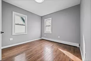 104-15 202nd St, Hollis, NY 11412 - Photo 28