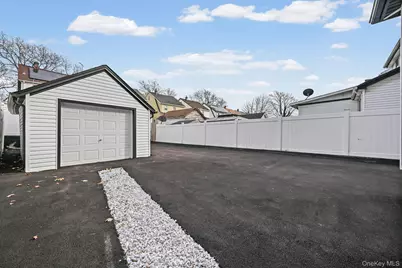 10415 202nd Street, Hollis, NY 11412 - Photo 6