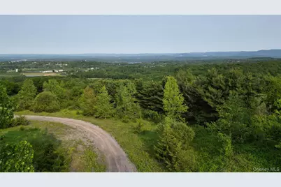 12 Truncali Drive, Marlboro, NY 12542 - Photo 28