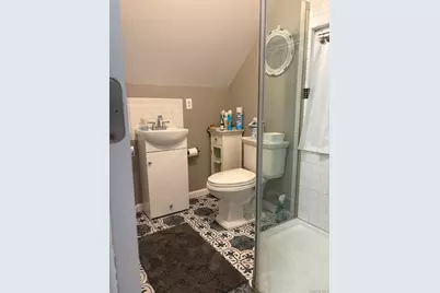 95 Horton Avenue, Valley Stream, NY 11581 - Photo 14