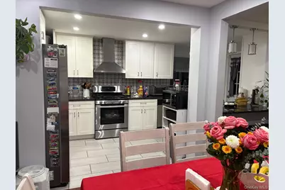 95 Horton Avenue, Valley Stream, NY 11581 - Photo 4