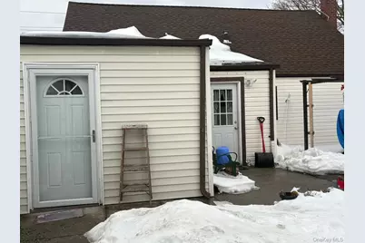 95 Horton Avenue, Valley Stream, NY 11581 - Photo 12