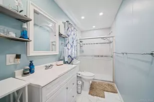 4 Morgan Ave, Port Jefferson Station, NY 11776 - Photo 16