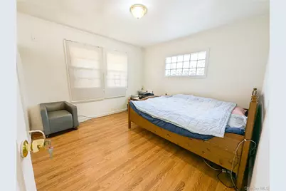 806 Oliver Avenue #1 Floor, Westbury, NY 11590 - Photo 4