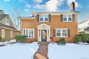 68 Hudson Rd, Floral Park, NY 11001 - Photo 1