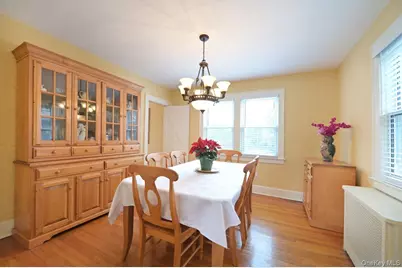 68 Hudson Road, Floral Park, NY 11001 - Photo 8