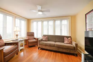 68 Hudson Rd, Floral Park, NY 11001 - Photo 14