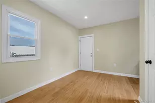 25-16 Curtis St, East Elmhurst, NY 11369 - Photo 6