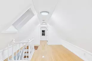 25-16 Curtis St, East Elmhurst, NY 11369 - Photo 2