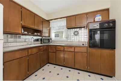 633 Evelyn Avenue, East Meadow, NY 11554 - Photo 6