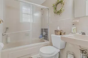 2551 Jerusalem Ave, North Bellmore, NY 11710 - Photo 16