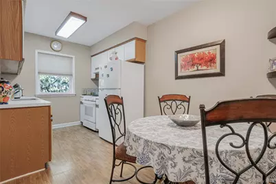 2551 Jerusalem Avenue #2S, North Bellmore, NY 11710 - Photo 10