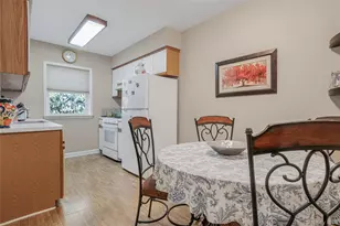 2551 Jerusalem Ave, North Bellmore, NY 11710 - Photo 10