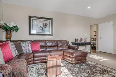 2551 Jerusalem Avenue #2S, North Bellmore, NY 11710 - Photo 6
