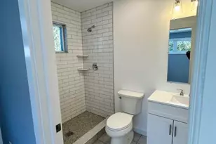 5 Pine St, Hampton Bays, NY 11946 - Photo 8