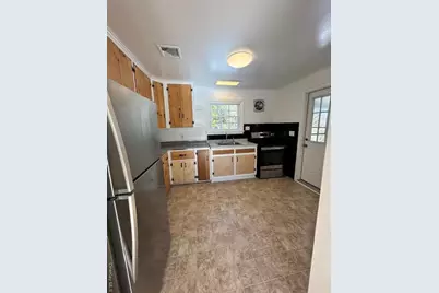 5 Pine Street, Hampton Bays, NY 11946 - Photo 4