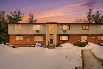 503 Parr Meadow Drive #5C, Newburgh, NY 12550 - Photo 2