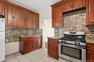 4220 Boyd Ave, Bronx, NY 10466 - Photo 10