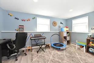 151 Norwood Ave, Malverne, NY 11565 - Photo 18