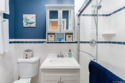 8 Wakeman Court, Hampton Bays, NY 11946 - Photo 4