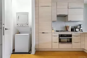 310 W 114th St, New York, NY 10026 - Photo 2