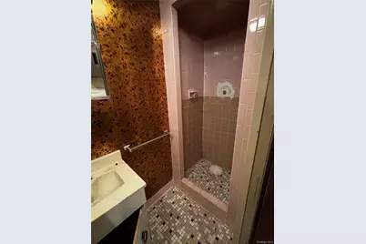 85-32 68th Avenue, Rego Park, NY 11374 - Photo 26