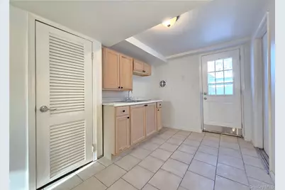 19 University Drive, Ronkonkoma, NY 11779 - Photo 16