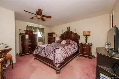 3304 Bouck Avenue, Bronx, NY 10469 - Photo 10