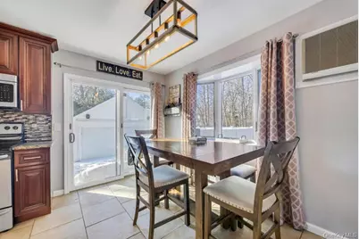 24 New Lane, Selden, NY 11784 - Photo 6