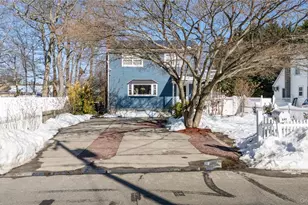 342 Revilo Ave, Shirley, NY 11967 - Photo 2