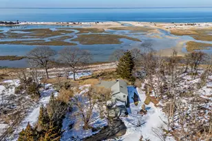 5 Shore Dr, Setauket, NY 11733 - Photo 4