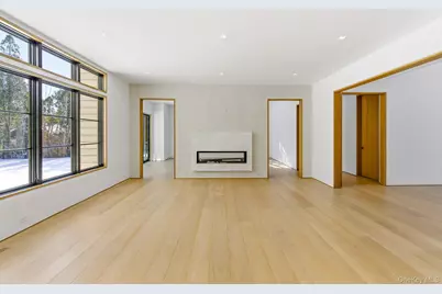 50 Tuckahoe Lane, Southampton, NY 11968 - Photo 6