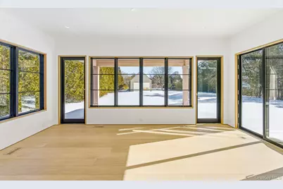 50 Tuckahoe Lane, Southampton, NY 11968 - Photo 12