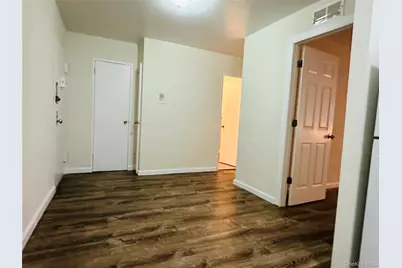 42-55 Colden Street #16 H, Flushing, NY 11355 - Photo 4