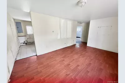 108 Suffolk Avenue, Brentwood, NY 11717 - Photo 6