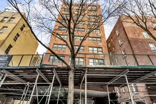 579 W 215th St, New York, NY 10034 - Photo 18