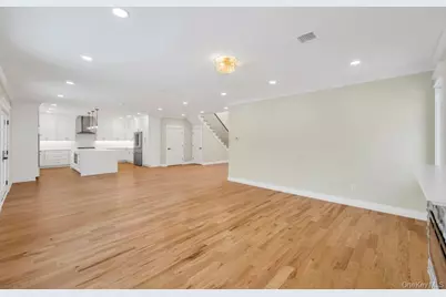 351 Concord Avenue, East Meadow, NY 11554 - Photo 8