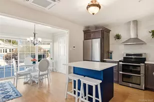 27 Hearthside Dr, Mount Sinai, NY 11766 - Photo 8