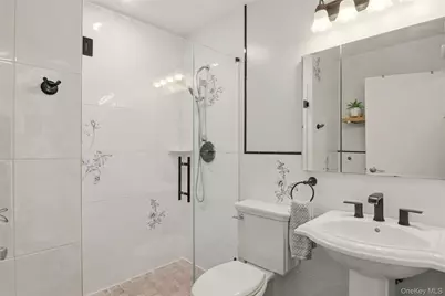 27 Hearthside Drive, Mount Sinai, NY 11766 - Photo 20