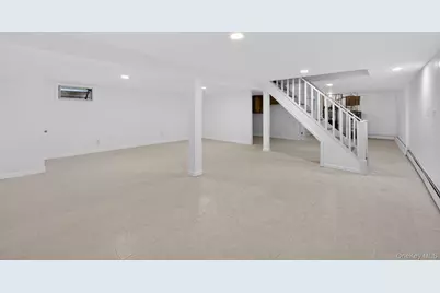 10424 208th Street, Queens Village, NY 11429 - Photo 22