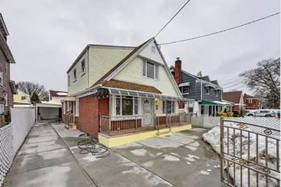 10424 208th Street, Queens Village, NY 11429 - Photo 26