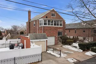 2322 Pearsall Ave, Bronx, NY 10469 - Photo 2